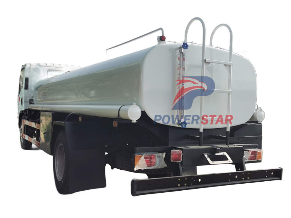грузовик для доставки питьевой воды Isuzu NPR