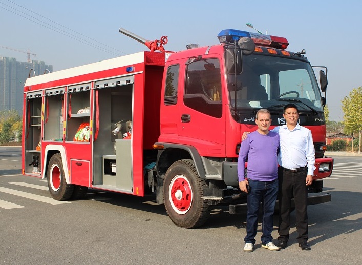 Клиент из Армении заказал пожарный автомобиль Isuzu FVR на нашем заводе
    
