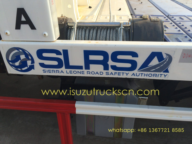  5tons Isuzu new rollback wrecker platform car carrier truck