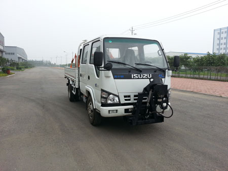Road Cleaning Sweeper Truck snow shovel truck Isuzu with snow removal function 