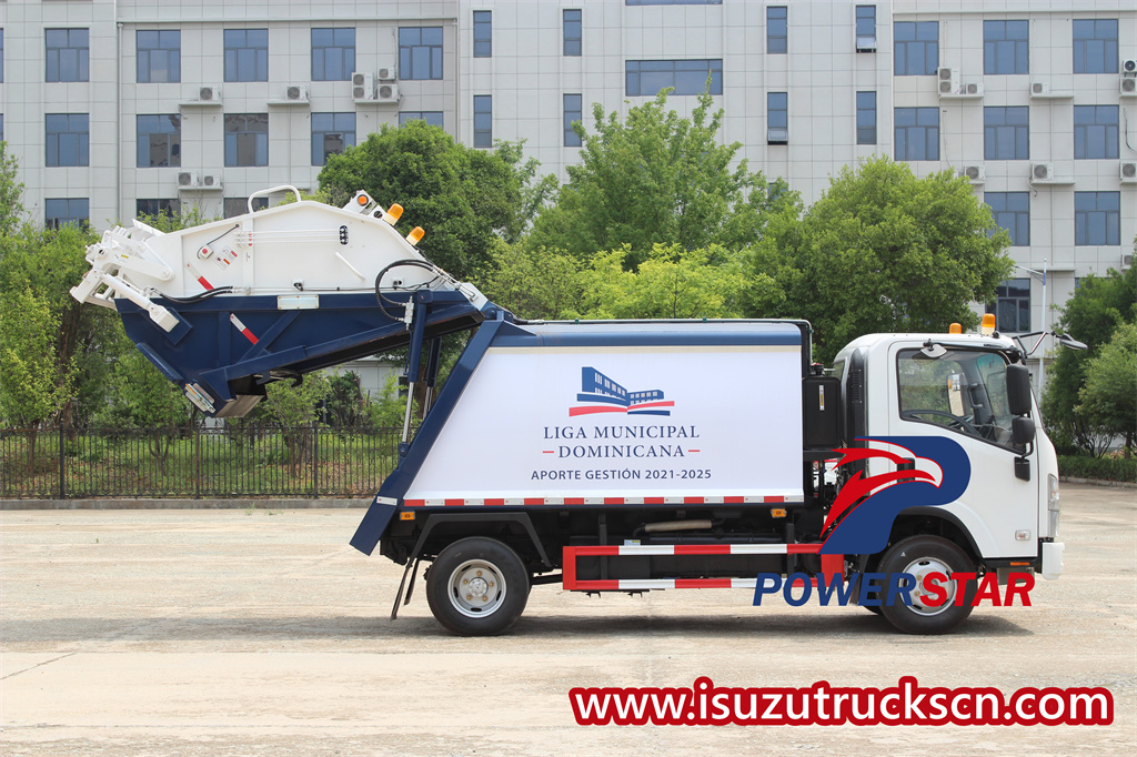 Мусоровоз Isuzu NPR 6cbm в Эфиопию