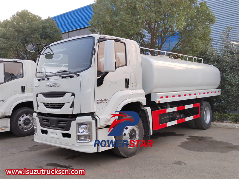 Автоцистерна для питьевой воды Isuzu FTR GIGA 4x2