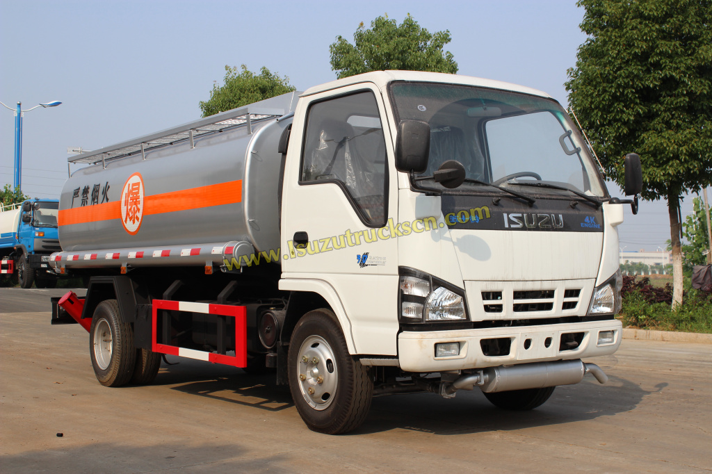 Емкость топливного бака грузовика ISUZU 4 * 2 для продажи от производителя Powerstar грузовиков 