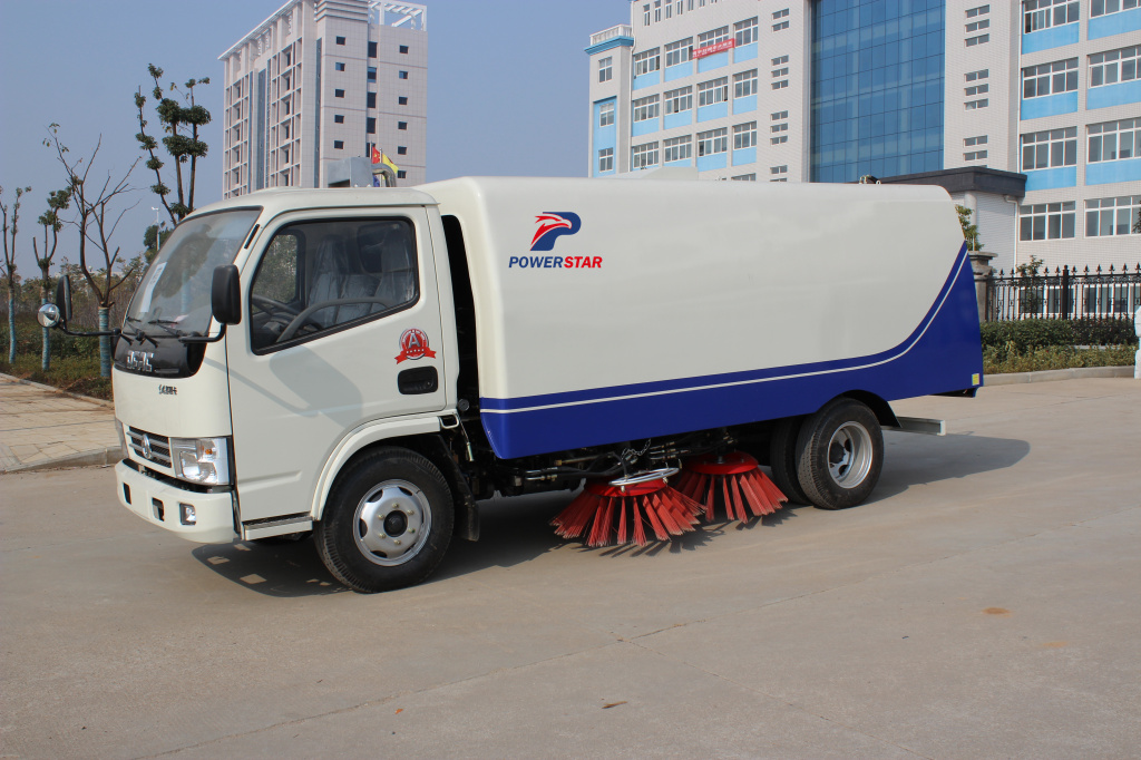 Китай производитель Powerstar грузовых дорожных подметально грузовик с щеткой